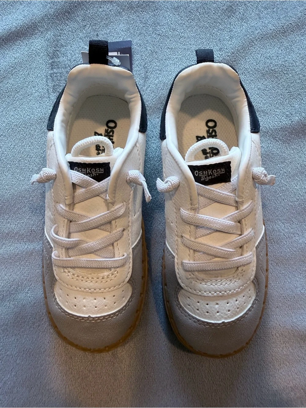 OshKosh B'gosh White and gray Kids Sneakers